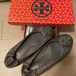 Tory Burch Riva Flat - Size 6.5